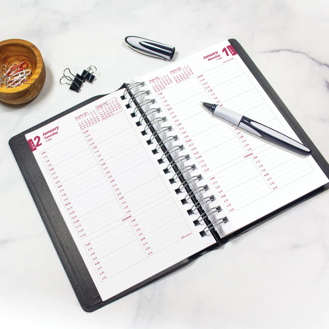 BROWNLINE - 2024 Planner - 8" H x 5" W - Essential Daily Planner (English)