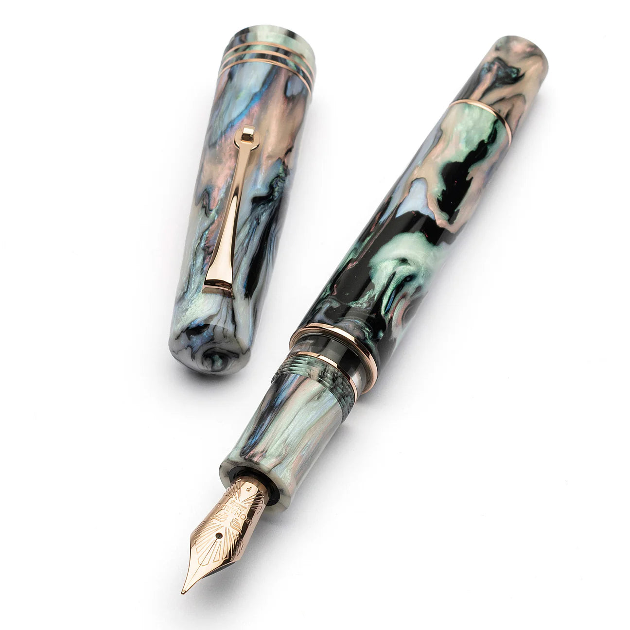 Leonardo Pen - Momento Zero Grande 2.0 Fountain Pen - Dalia