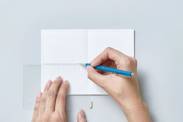 Hitotoki Note - Passport Size - Plain