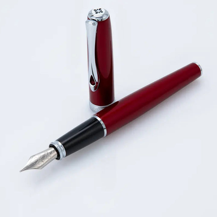 Diplomat - Excellence A2 Fountain Pen - Magma Red