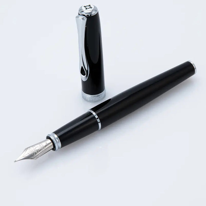 Diplomat - Excellence A2 Fountain Pen - Black Lacquer Chrome