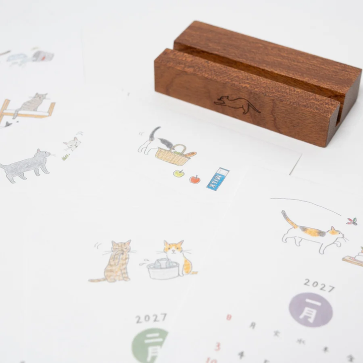 Midori - 2027 Stand Calendar - Cat