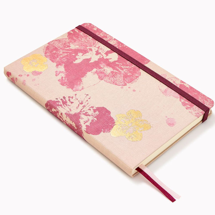 Moleskine - Legendary Hardcover Notebook - Ruled - Large - The Art of Capturing Fleeting Beauty
