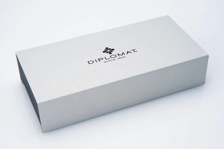 Diplomat - Excellence A2 Fountain Pen - Black Lacquer Chrome