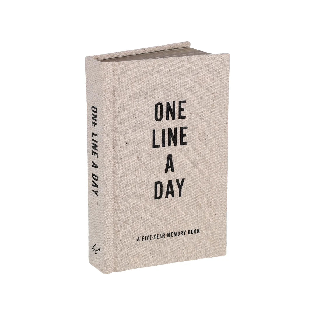 Chronicle Books - Canvas One Line a Day
