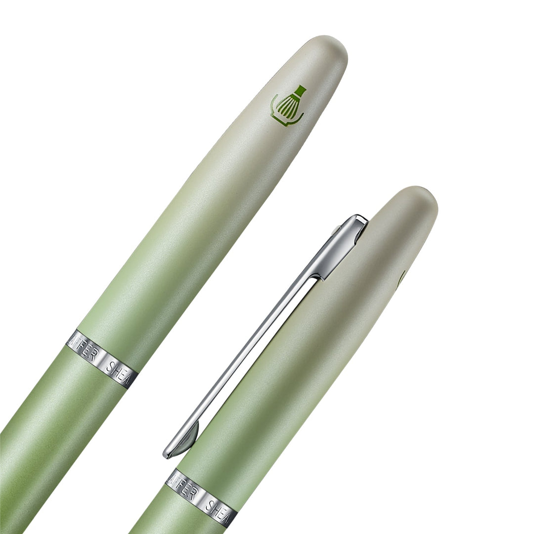 Sheaffer - VFM Gradient Fountain Pen - Matcha