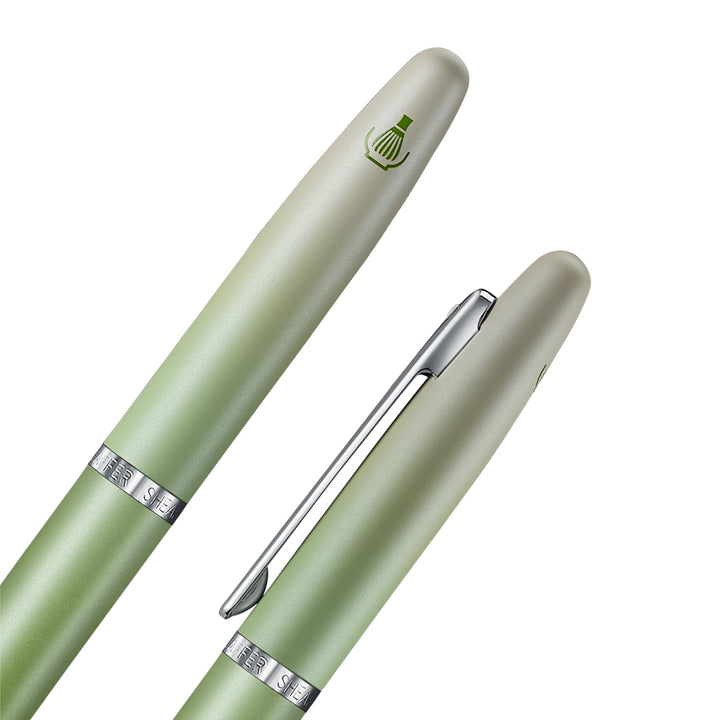 Sheaffer - VFM Gradient Fountain Pen - Matcha