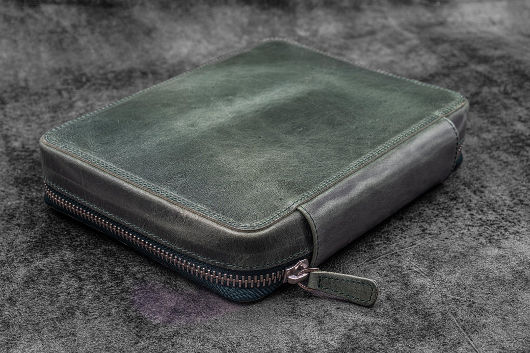 Galen Leather - Expansi-Folio Leather Wide A5 Zip Folio - C. H. Forest