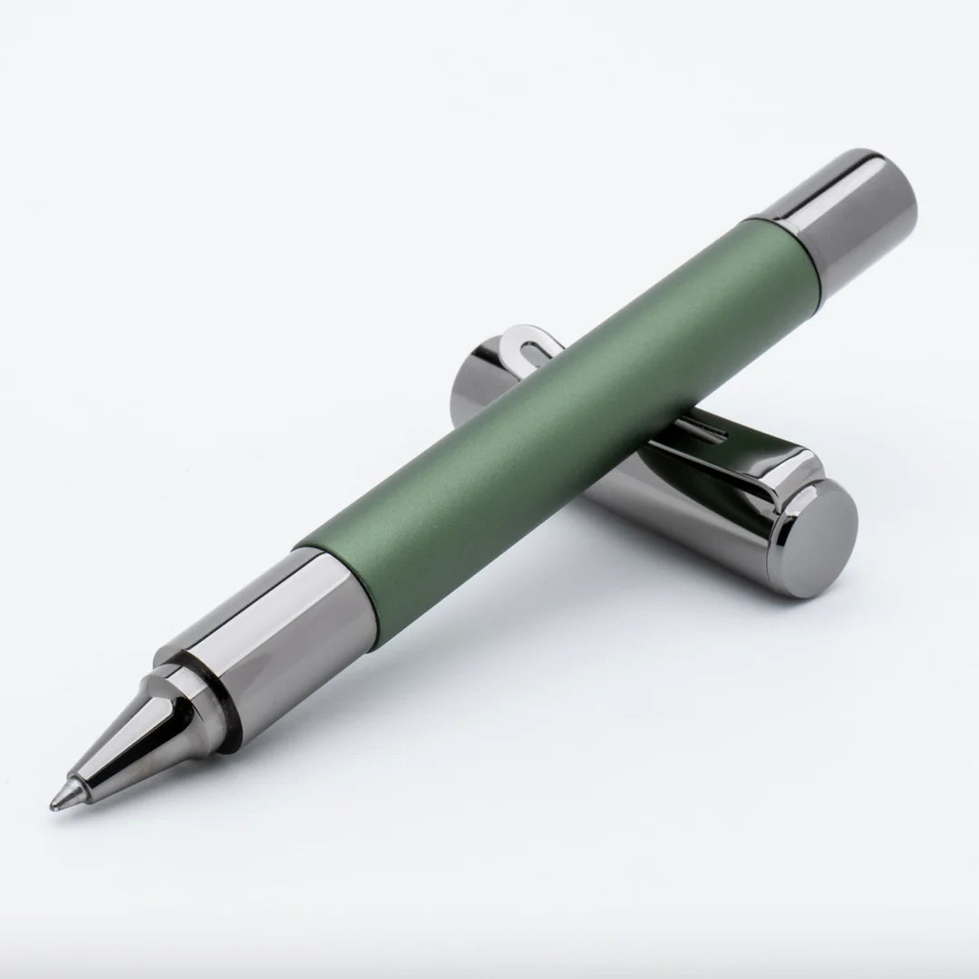 Monteverde USA: Ritma Magnetic Clip - Rollerball Pen - Green