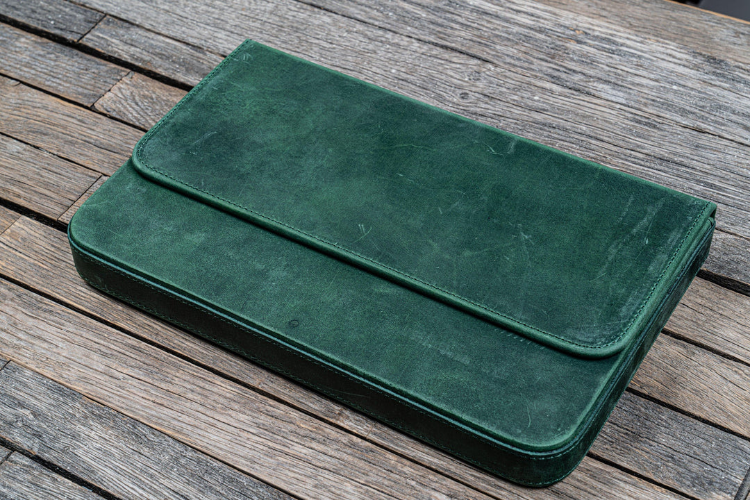 Galen Leather - Leather Magnum Opus 12 Slots Hard Pen Case with Removable Pen Tray - Crazy Horse Forest Green