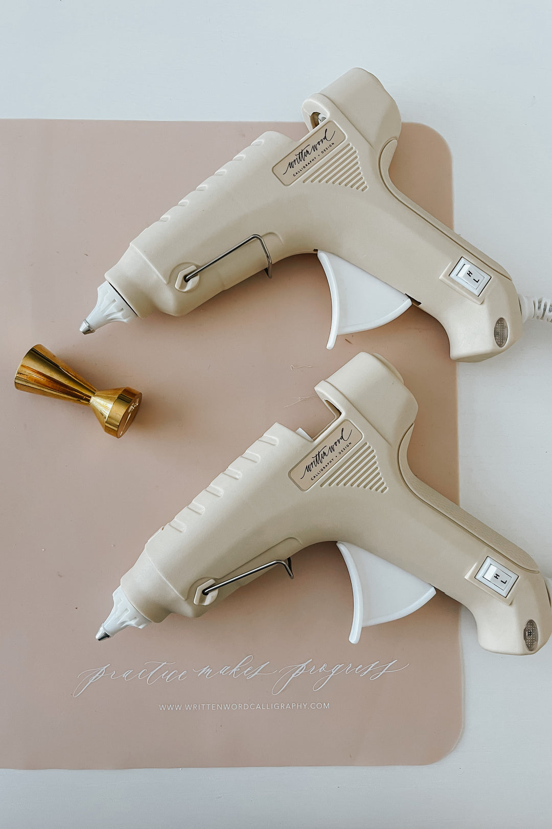 WRITTEN WORD - Dual-Heat Temperature Glue Gun for Wax Seals