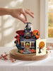 freshcut paper - Mini Pop-Up Halloween Card - Haunted House