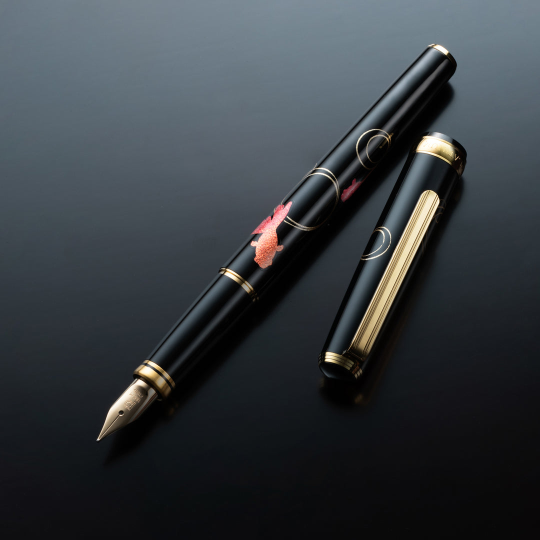 PLATINUM –  Fountain Pen – Kanazawa Kanazawa Gold Leaf Maki-E Collection - Gold Fish