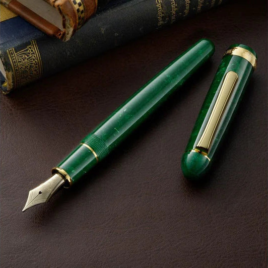 Platinum - #3776 Century 14kt Fountain Pen - Celluloid Jade