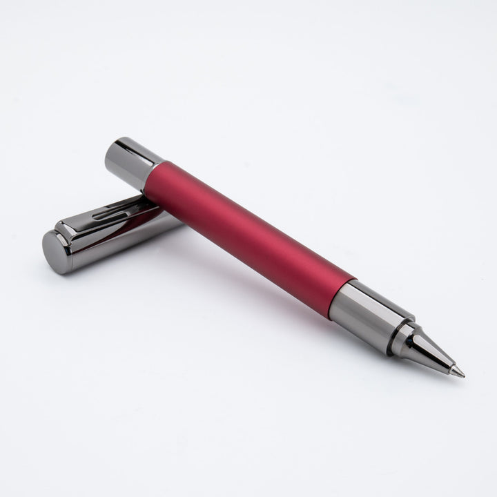 Monteverde USA: Ritma Magnetic Clip - Rollerball Pen - Red
