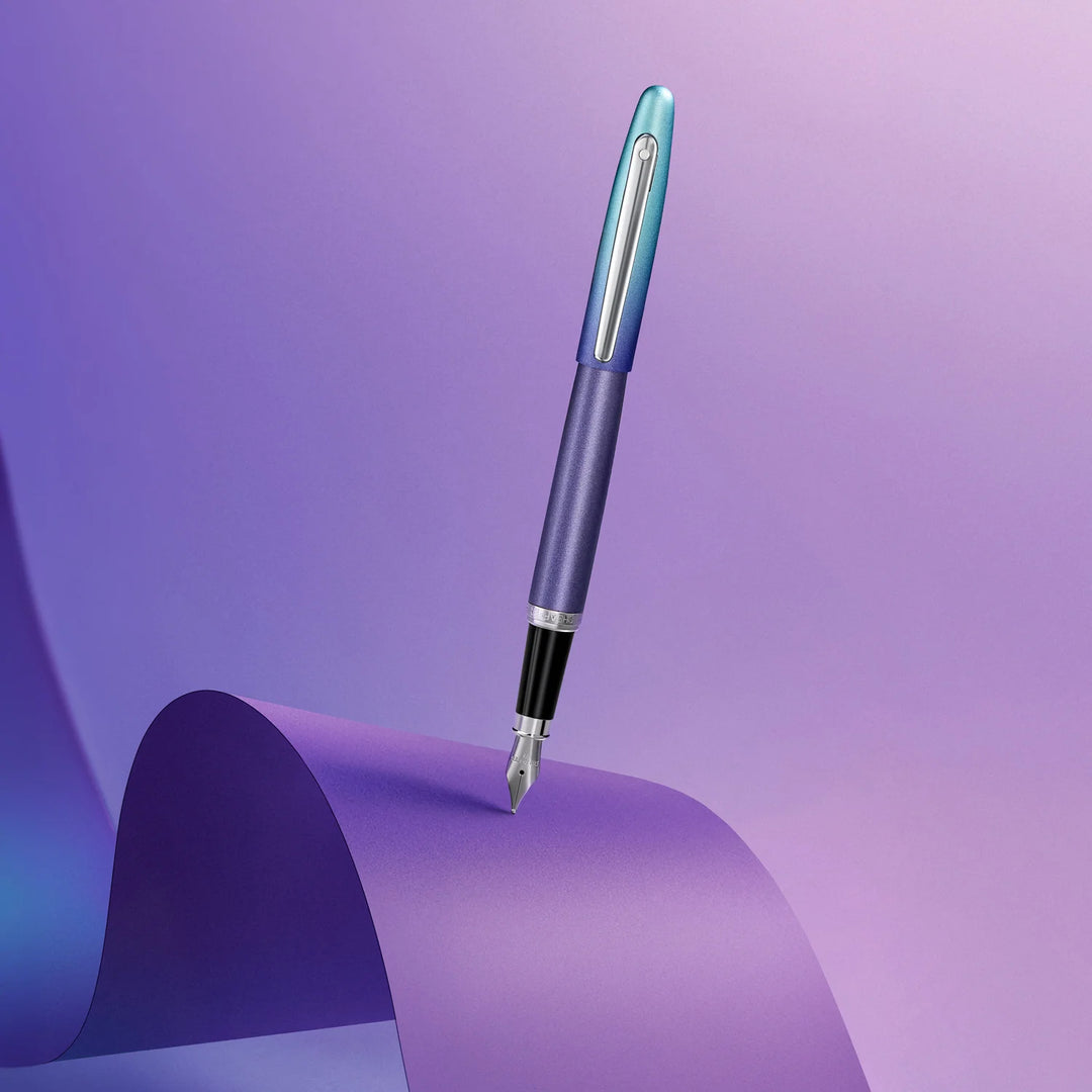 Sheaffer - VFM Fountain Pen - Expressions - Pearlized Gradient Blue and Purple