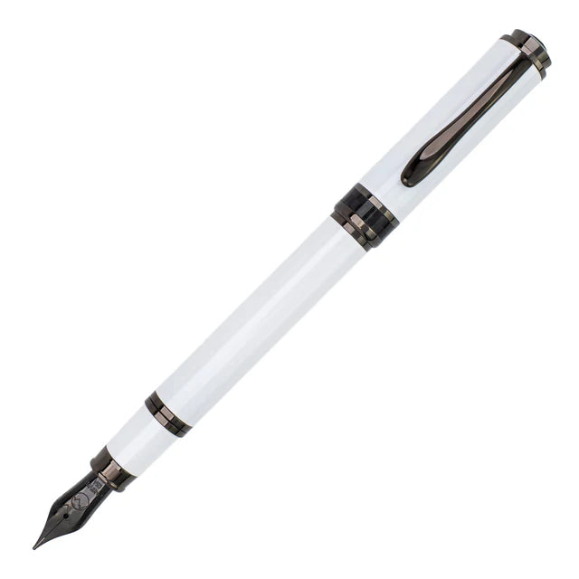 Monteverde - 2026 Limited Edition Innova Fountain Pen - Cloud Dancer - Gunmetal Trim
