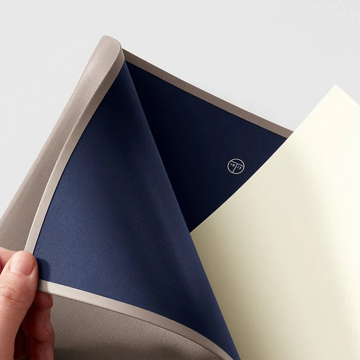 Treuleben - Document Jacket - Dolphin