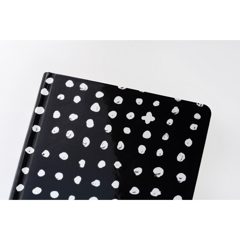 Hobonichi Techo 2026 - Weeks/Wallet Planner Book - Makoto Matsubayashi: Dot [English/Tall & Slim/Jan Start]