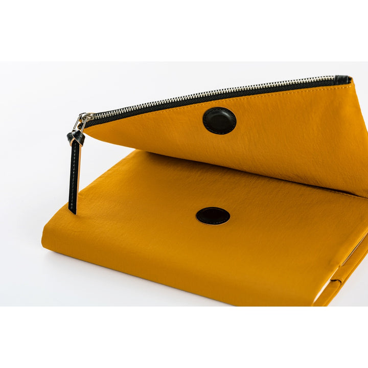 Hobonichi Techo 2026 - A5 Cover Only - Tragen: Mustard