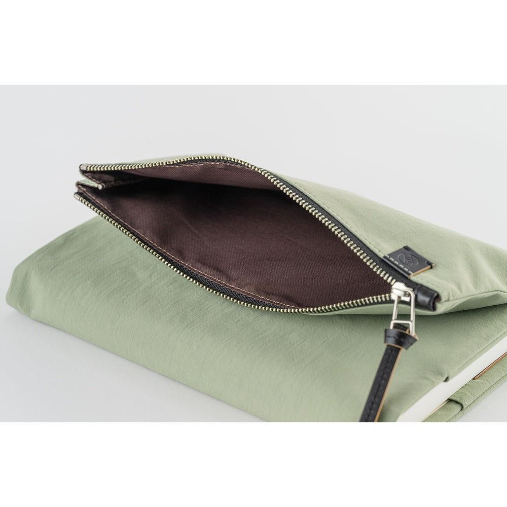 Hobonichi Techo 2026 - A5 Cover Only - Tragen: Oakmoss