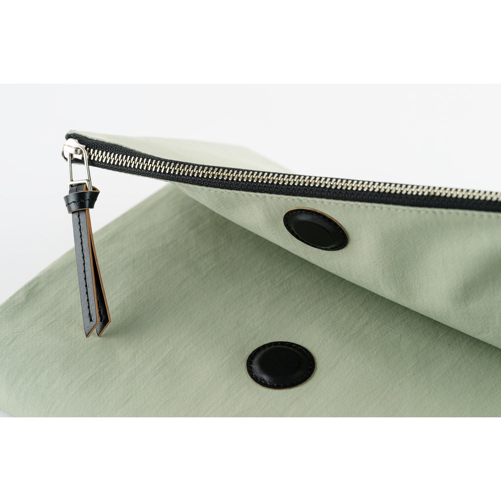 Hobonichi Techo 2026 - A5 Cover Only - Tragen: Oakmoss