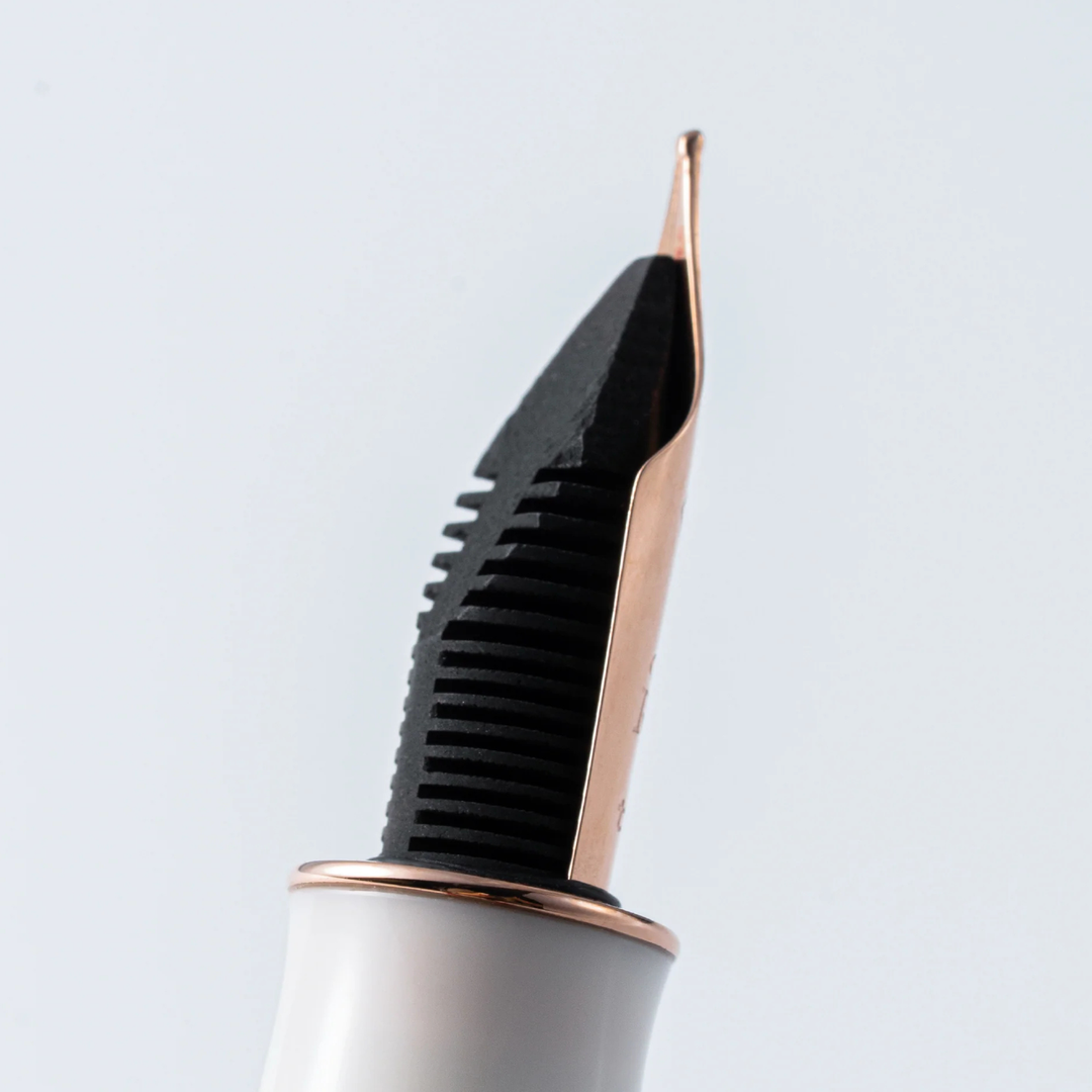 Dominant Industry - KEYNO Stay.tionery 001 - Fountain Pen - Serenity